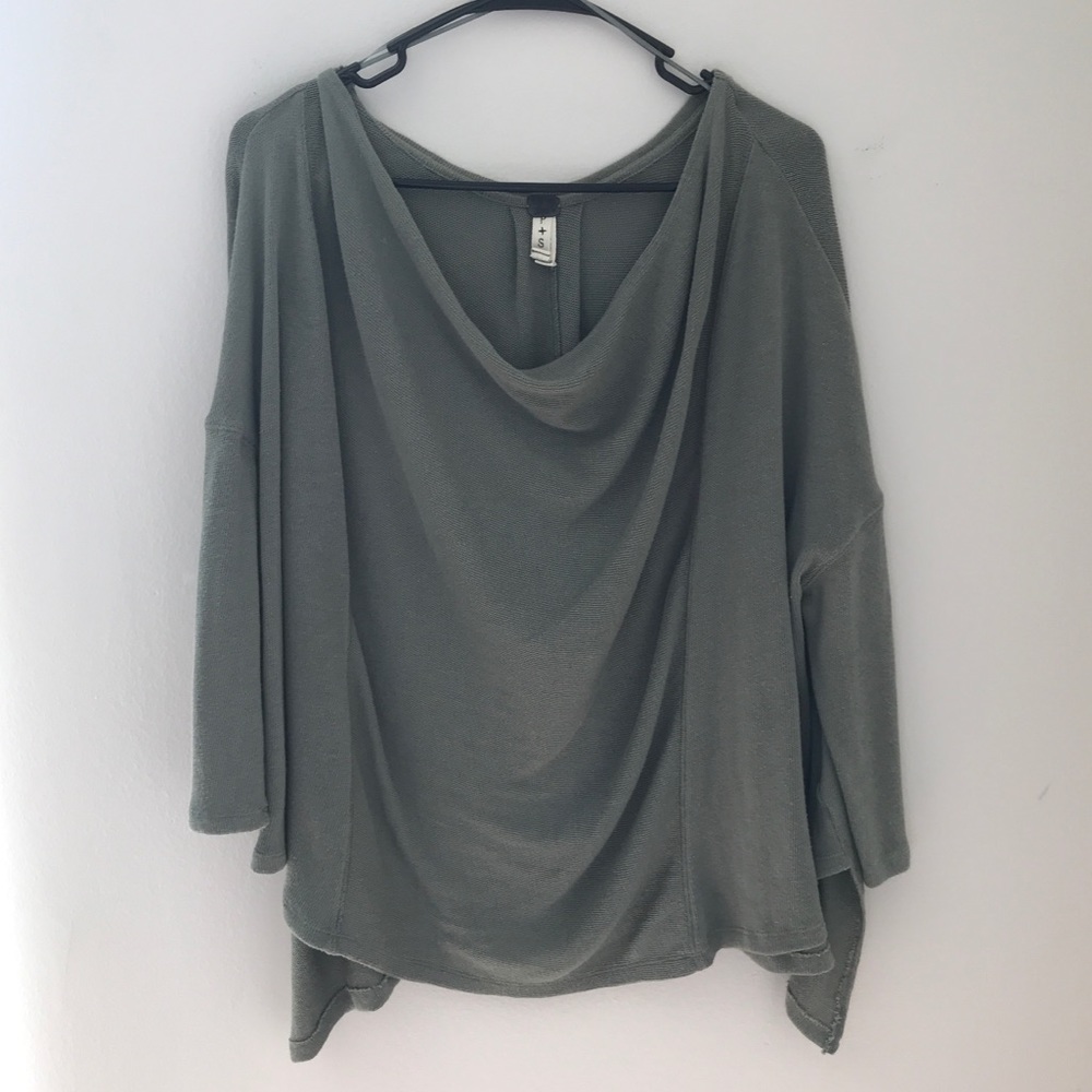 ❌SOLD❌ Free People Waterfall Top